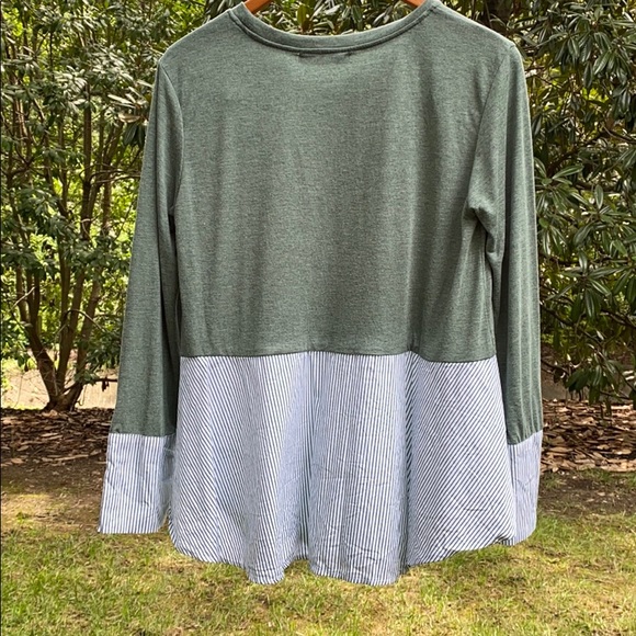 Oxford Sunday Top - Picture 4 of 4